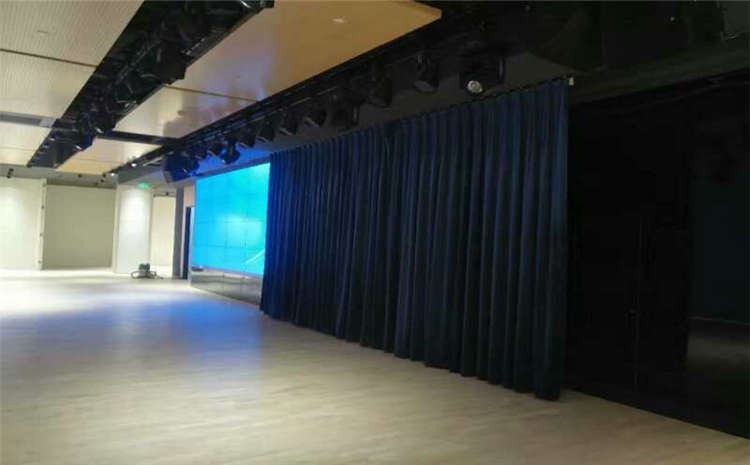 專業(yè)的實木運動地板主輔龍骨結(jié)構(gòu)