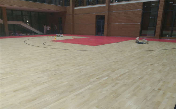 學(xué)校體育木地板