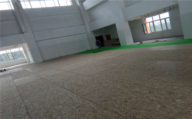 20厚運(yùn)動(dòng)木地板廠家去哪找？