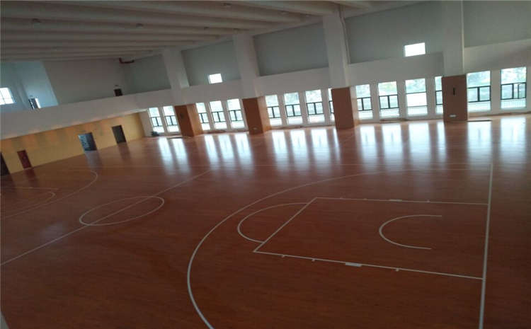 烏魯木齊硬木企口體育木地板怎么安裝