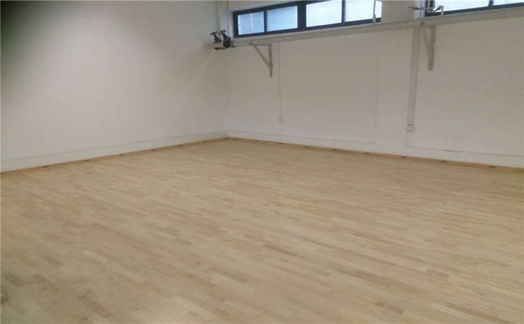 海門體育運(yùn)動地板