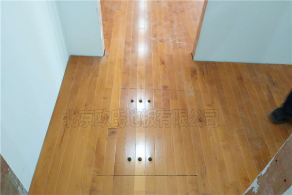 寧夏中寧天元錳業(yè)舞蹈木地板成功案例 寧夏中寧天元錳業(yè)舞蹈木地板成功案例